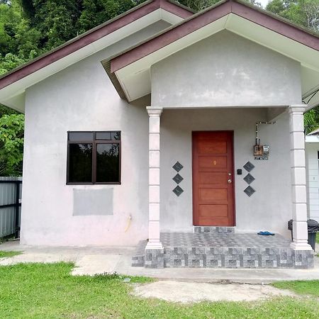 Homestay Idaman B B With 2 Room Aircond 2 Quen Bed And Not Sharing Room -Privacy Куала-Тренгану Екстер'єр фото