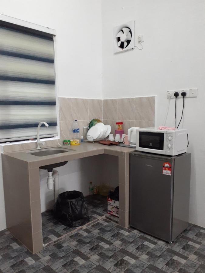 Homestay Idaman B B With 2 Room Aircond 2 Quen Bed And Not Sharing Room -Privacy Куала-Тренгану Екстер'єр фото