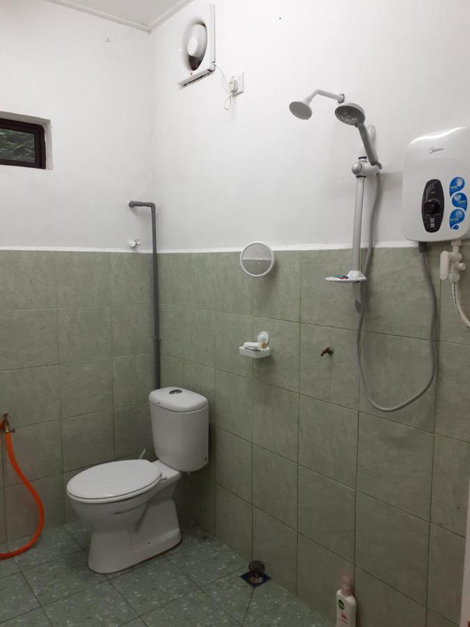 Homestay Idaman B B With 2 Room Aircond 2 Quen Bed And Not Sharing Room -Privacy Куала-Тренгану Екстер'єр фото
