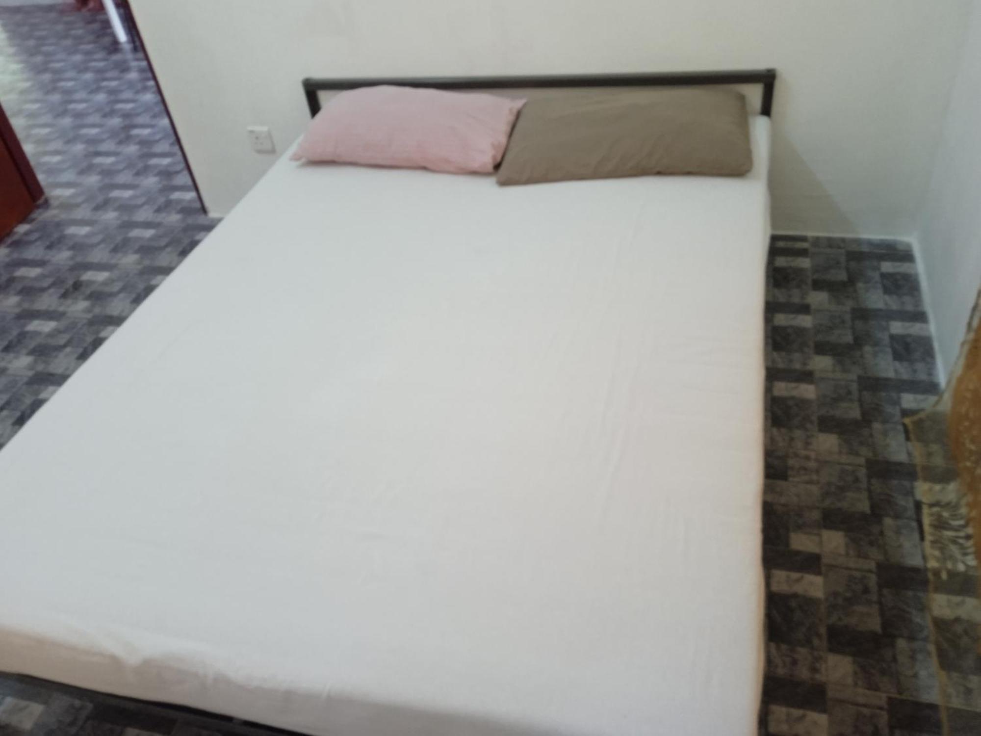 Homestay Idaman B B With 2 Room Aircond 2 Quen Bed And Not Sharing Room -Privacy Куала-Тренгану Екстер'єр фото
