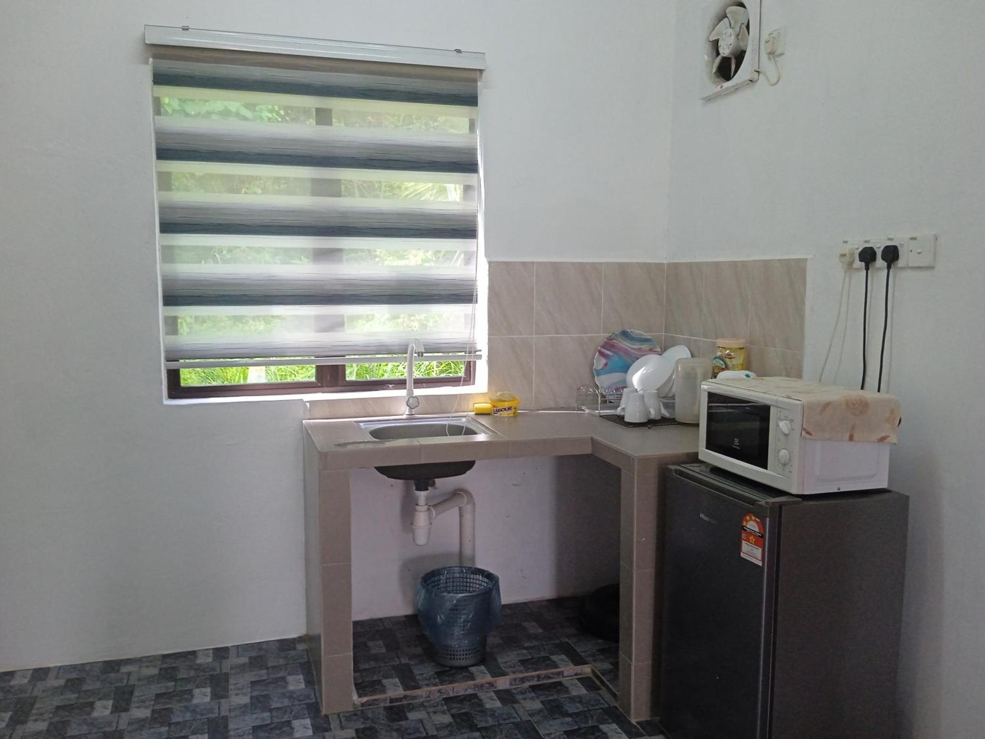 Homestay Idaman B B With 2 Room Aircond 2 Quen Bed And Not Sharing Room -Privacy Куала-Тренгану Екстер'єр фото